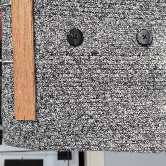 Gray Button-Front Knit Skirt - Picture 3 of 5